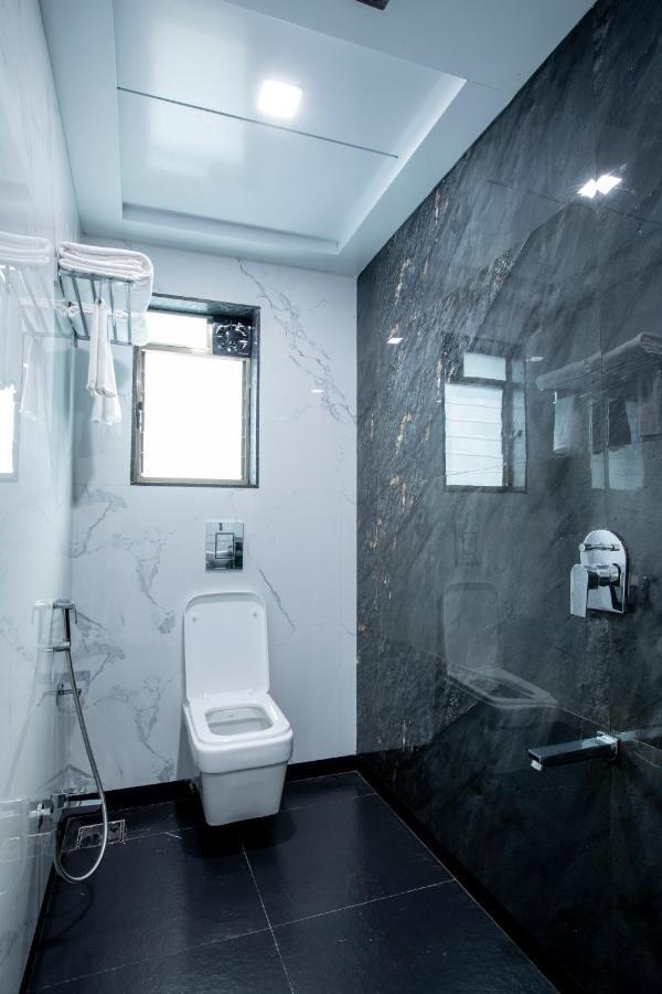 Megh Residency Navi Mumbai Otel Dış mekan fotoğraf