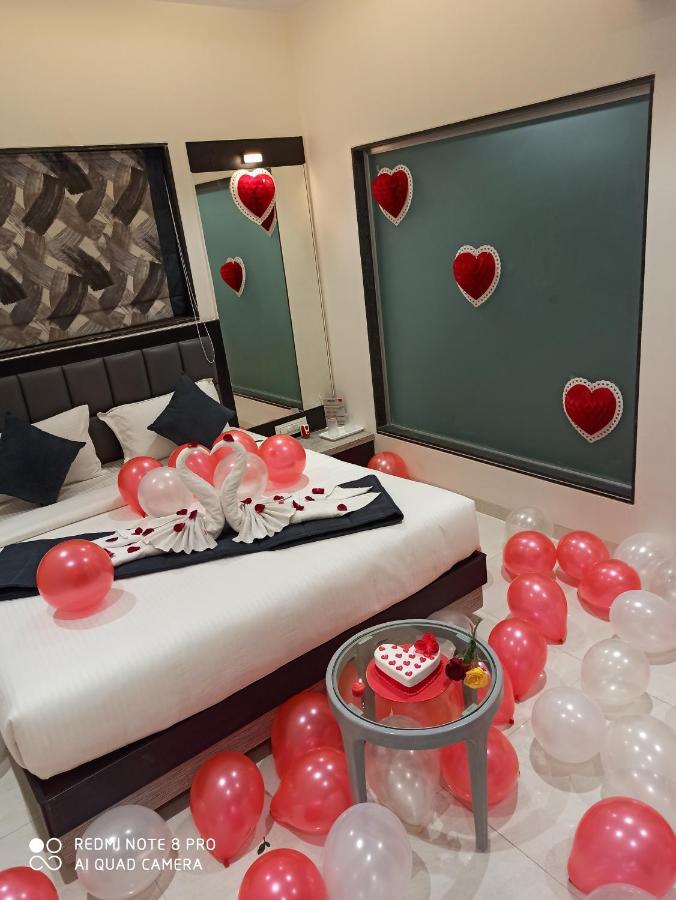 Megh Residency Navi Mumbai Otel Dış mekan fotoğraf