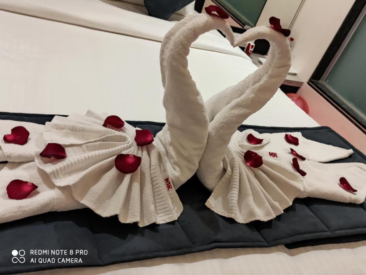 Megh Residency Navi Mumbai Otel Dış mekan fotoğraf